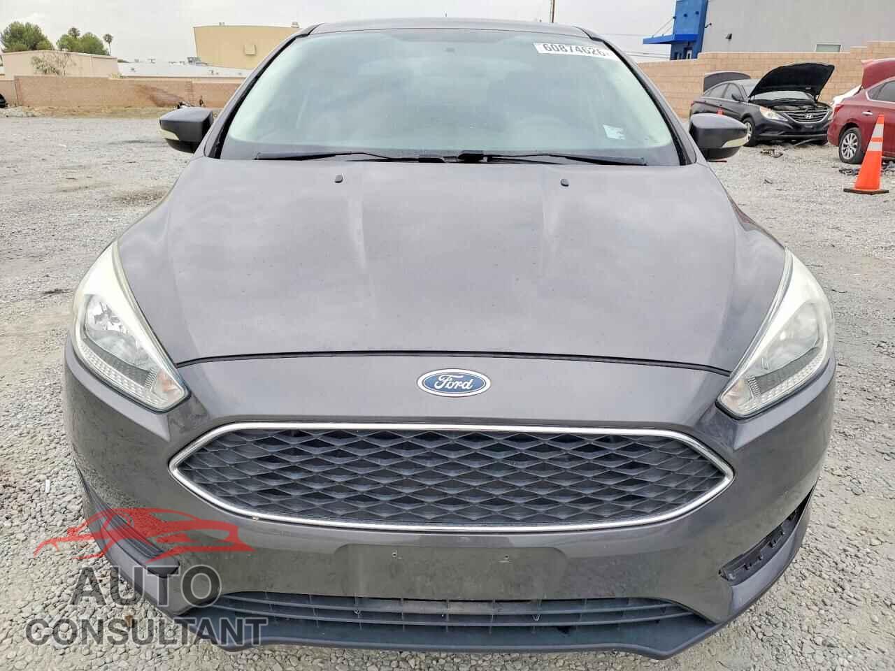 FORD FOCUS 2015 - 1FADP3F25FL261838