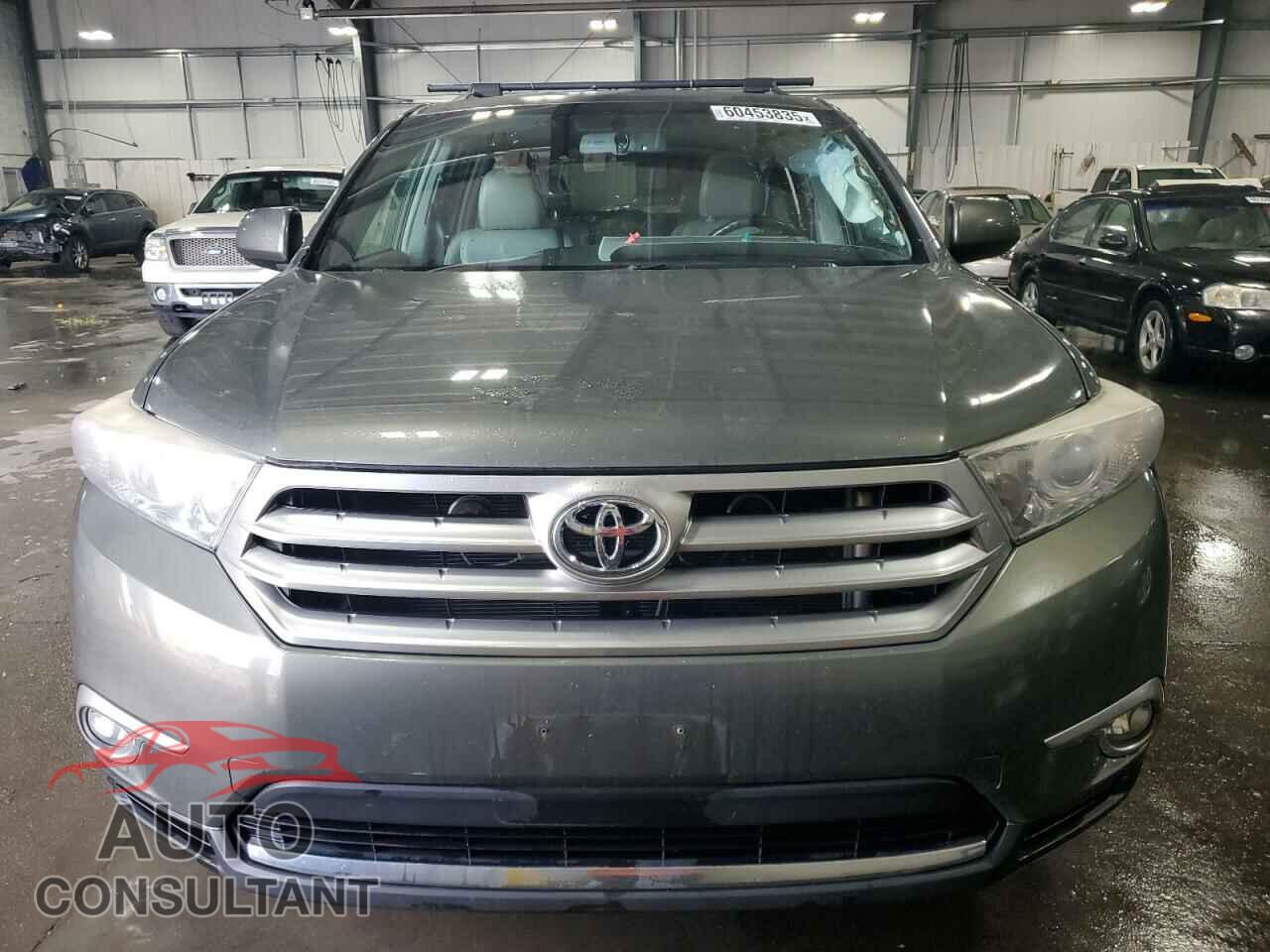 TOYOTA HIGHLANDER 2012 - 5TDBK3EH5CS143014