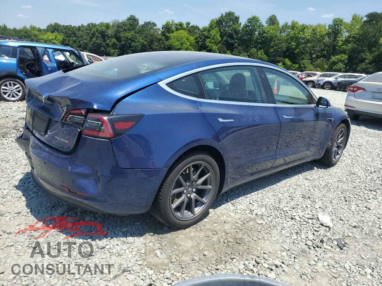 TESLA MODEL 3 2019 - 5YJ3E1EB4KF199556
