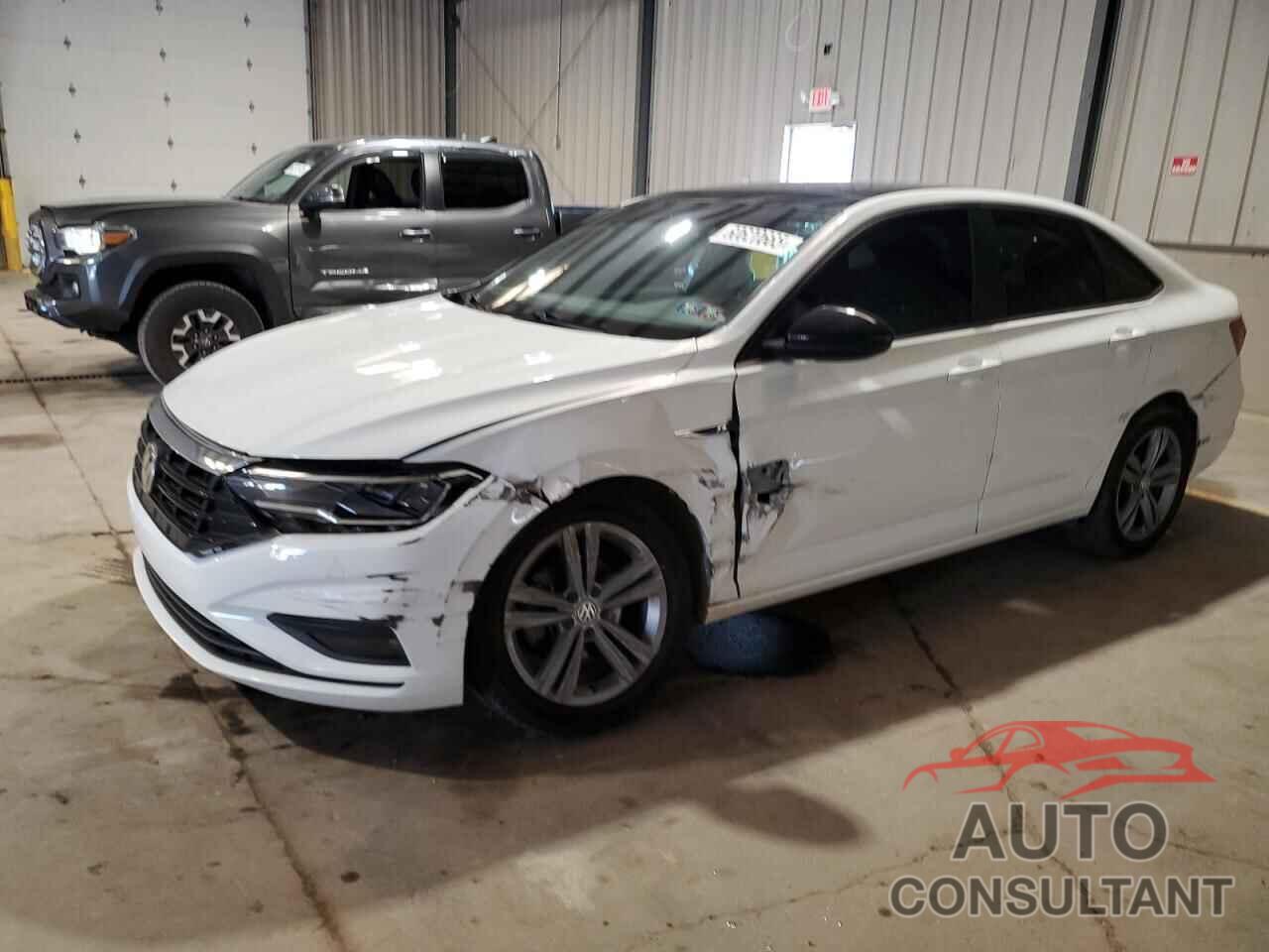 VOLKSWAGEN JETTA 2019 - 3VWCB7BU4KM195159