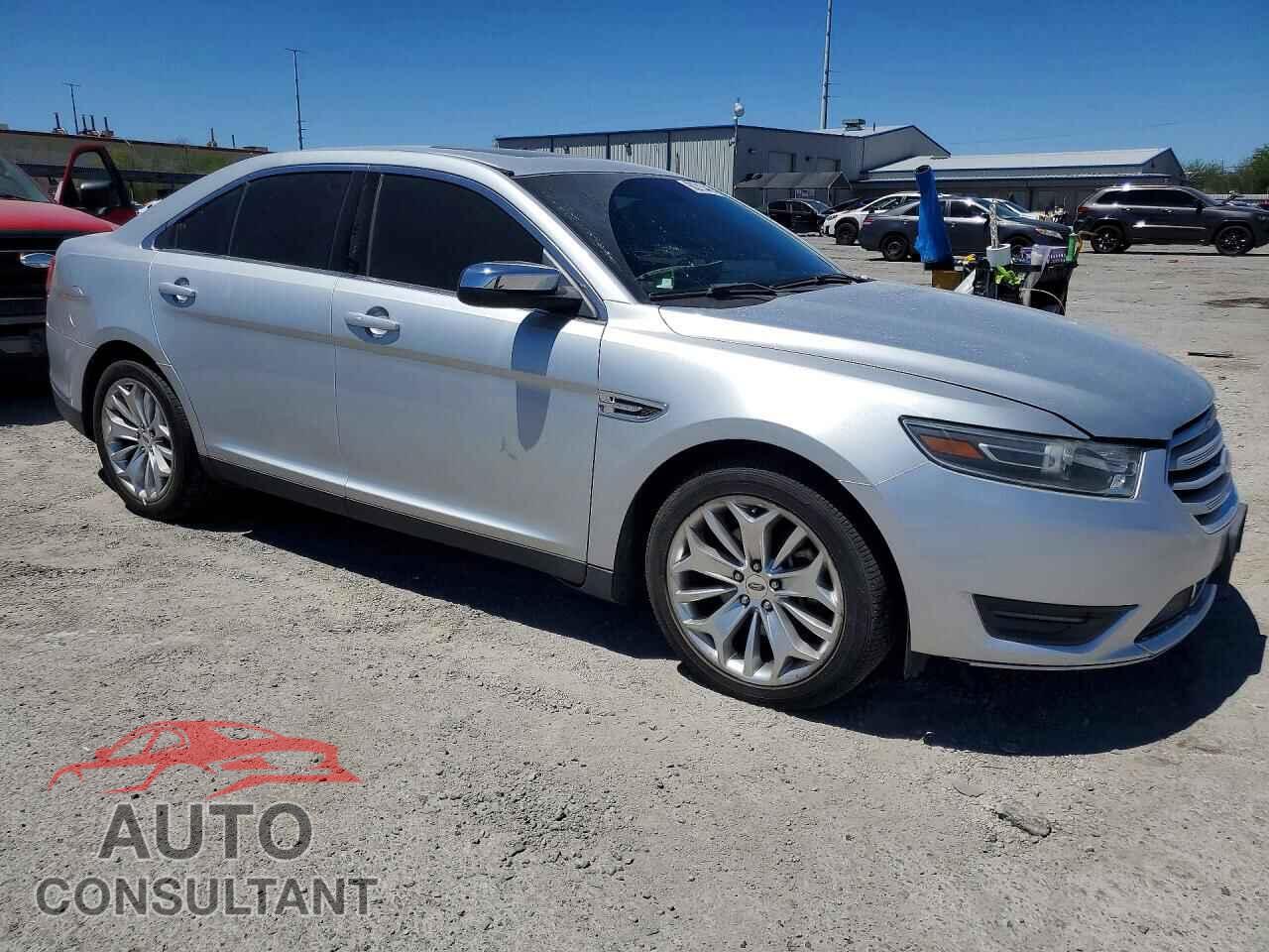 FORD TAURUS 2015 - 1FAHP2F82FG110268