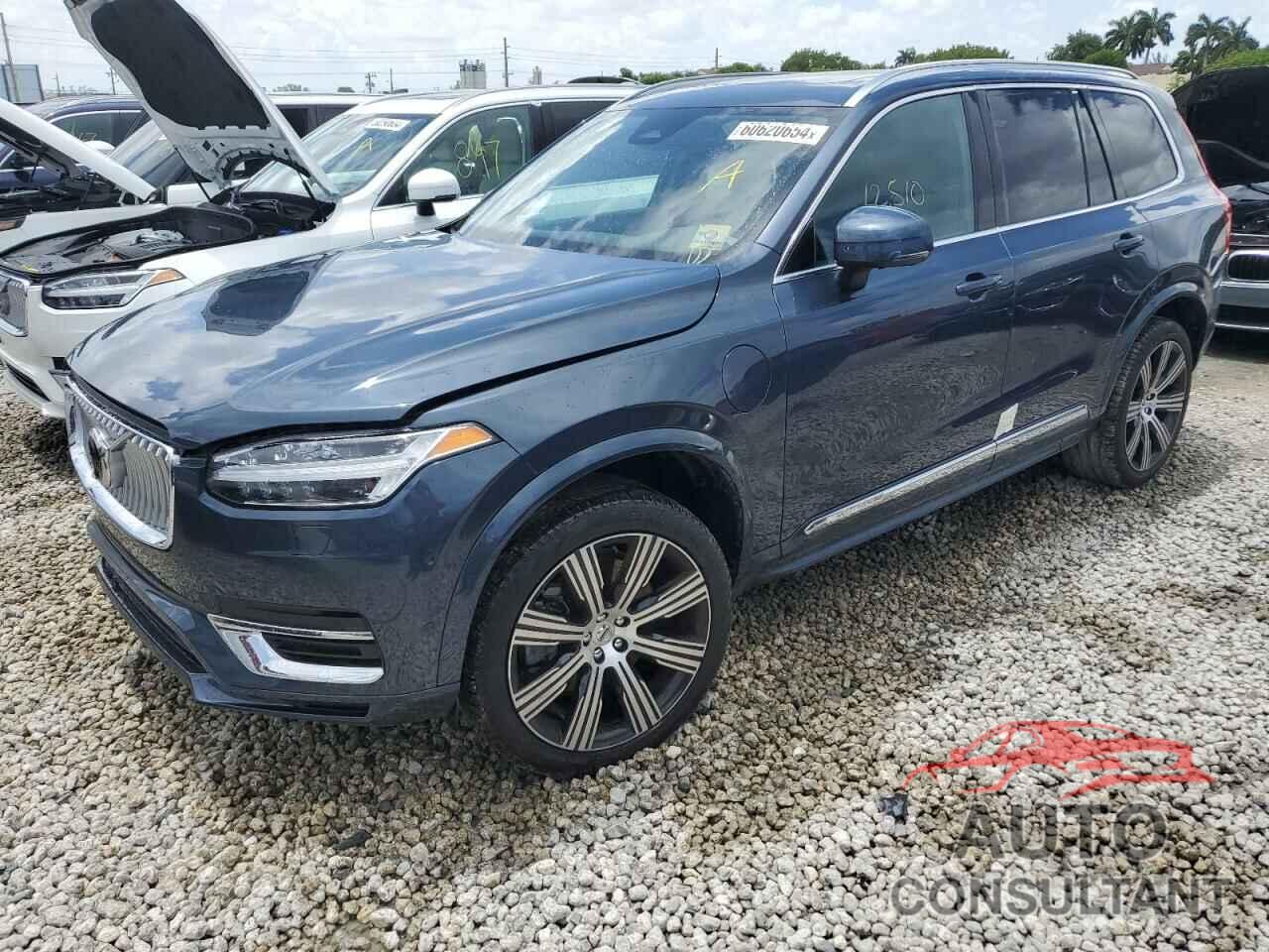 VOLVO XC90 PLUS 2023 - YV4H600N7P1950869