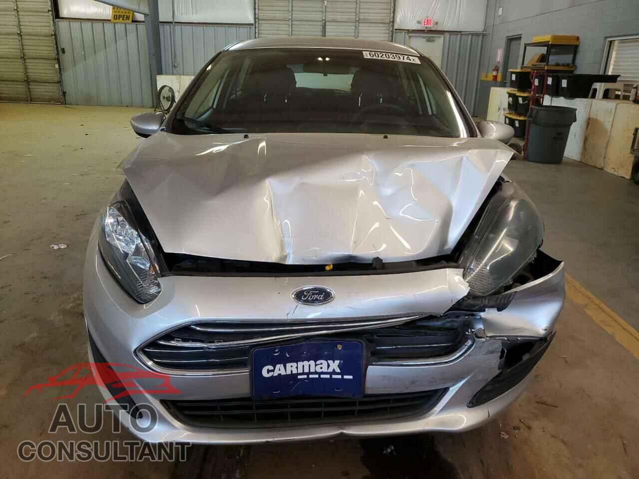 FORD FIESTA 2018 - 3FADP4EJ5JM135646