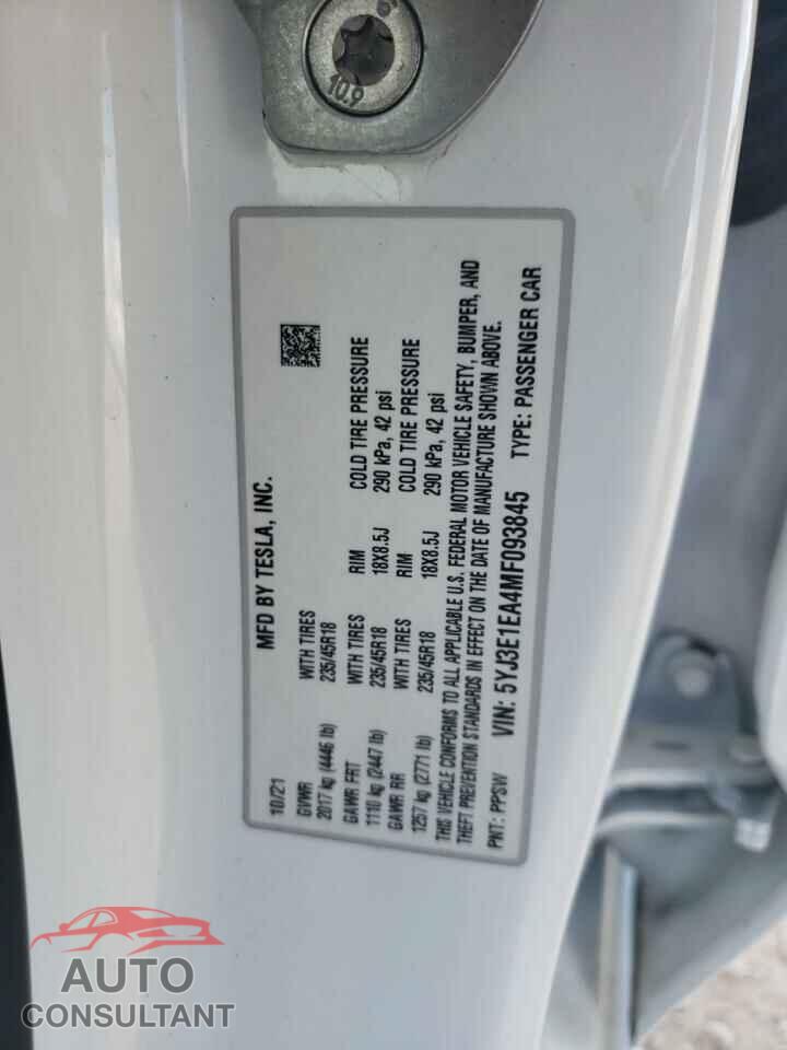 TESLA MODEL 3 2021 - 5YJ3E1EA4MF093845