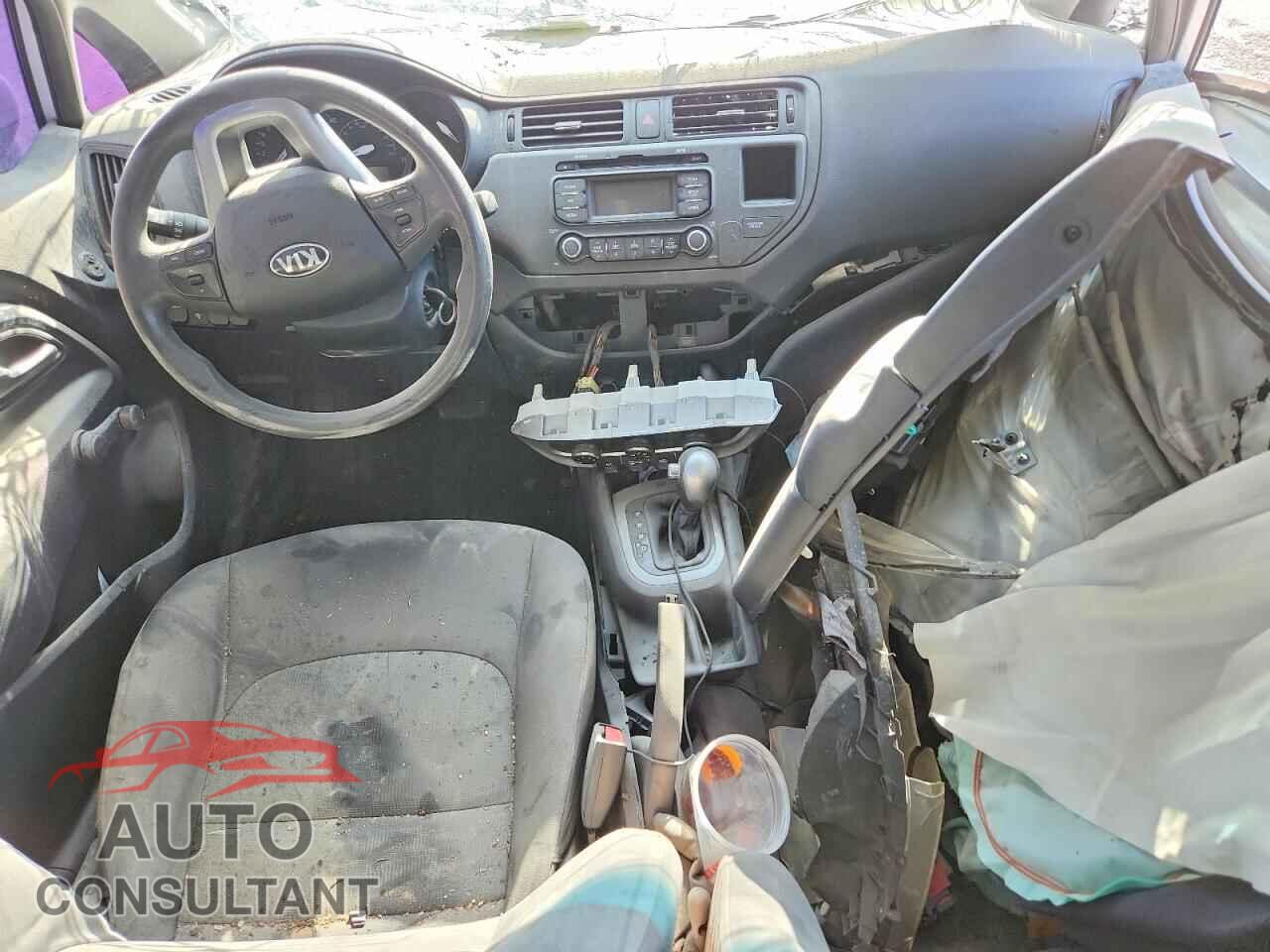 KIA RIO 2015 - KNADM5A32F6448030