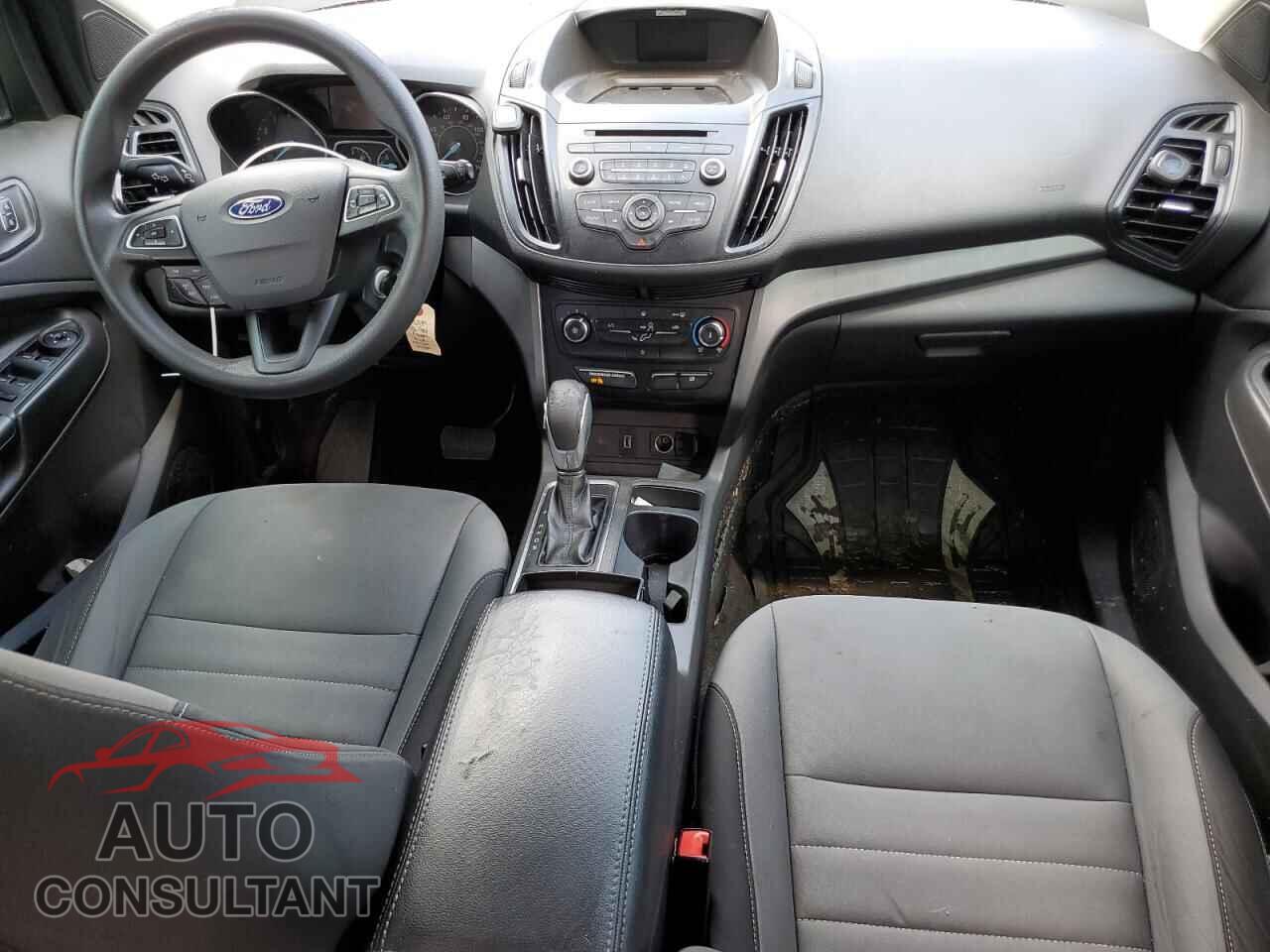 FORD ESCAPE 2017 - 1FMCU0F73HUE86700
