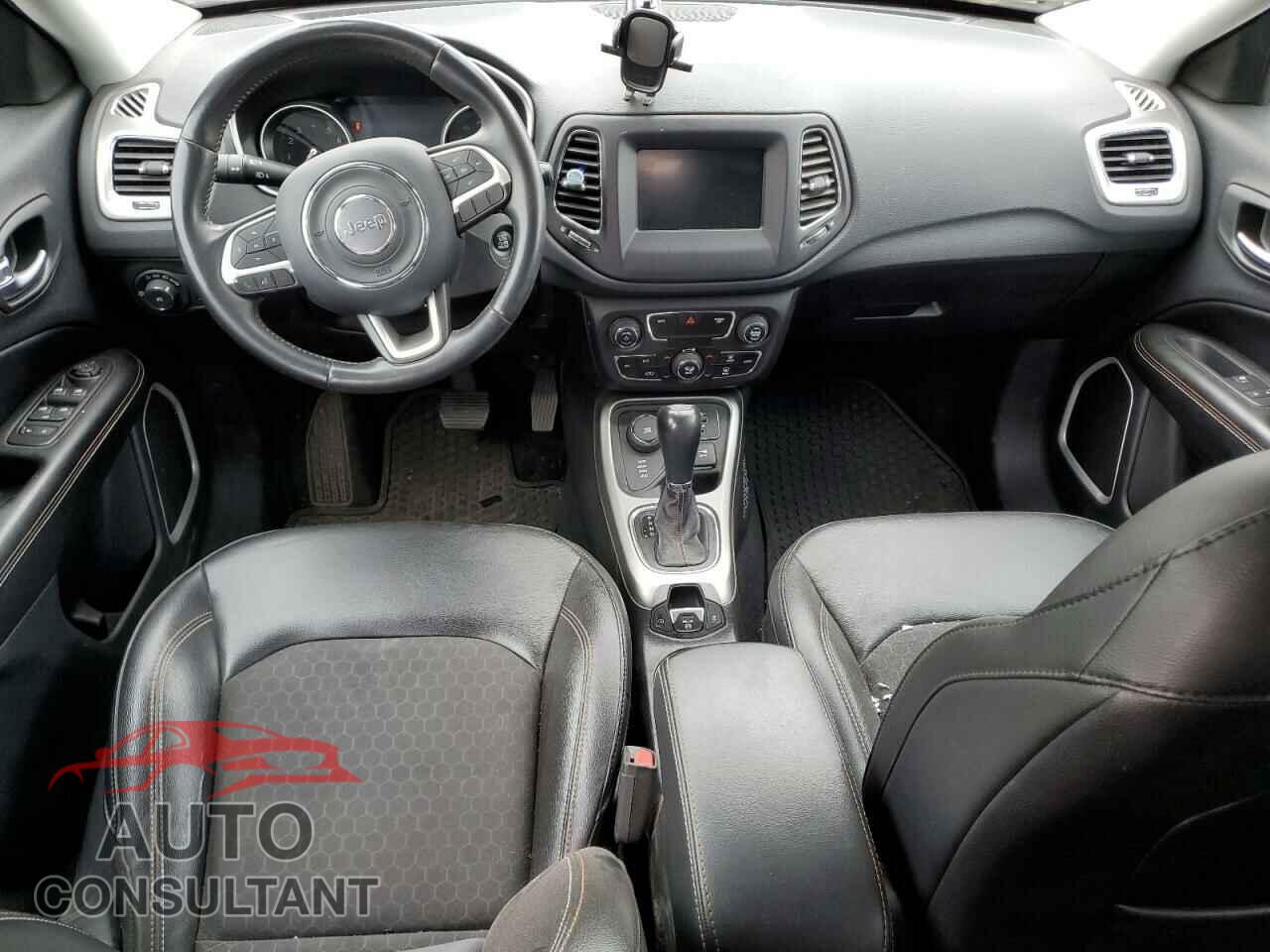JEEP COMPASS 2019 - 3C4NJDBB4KT690432