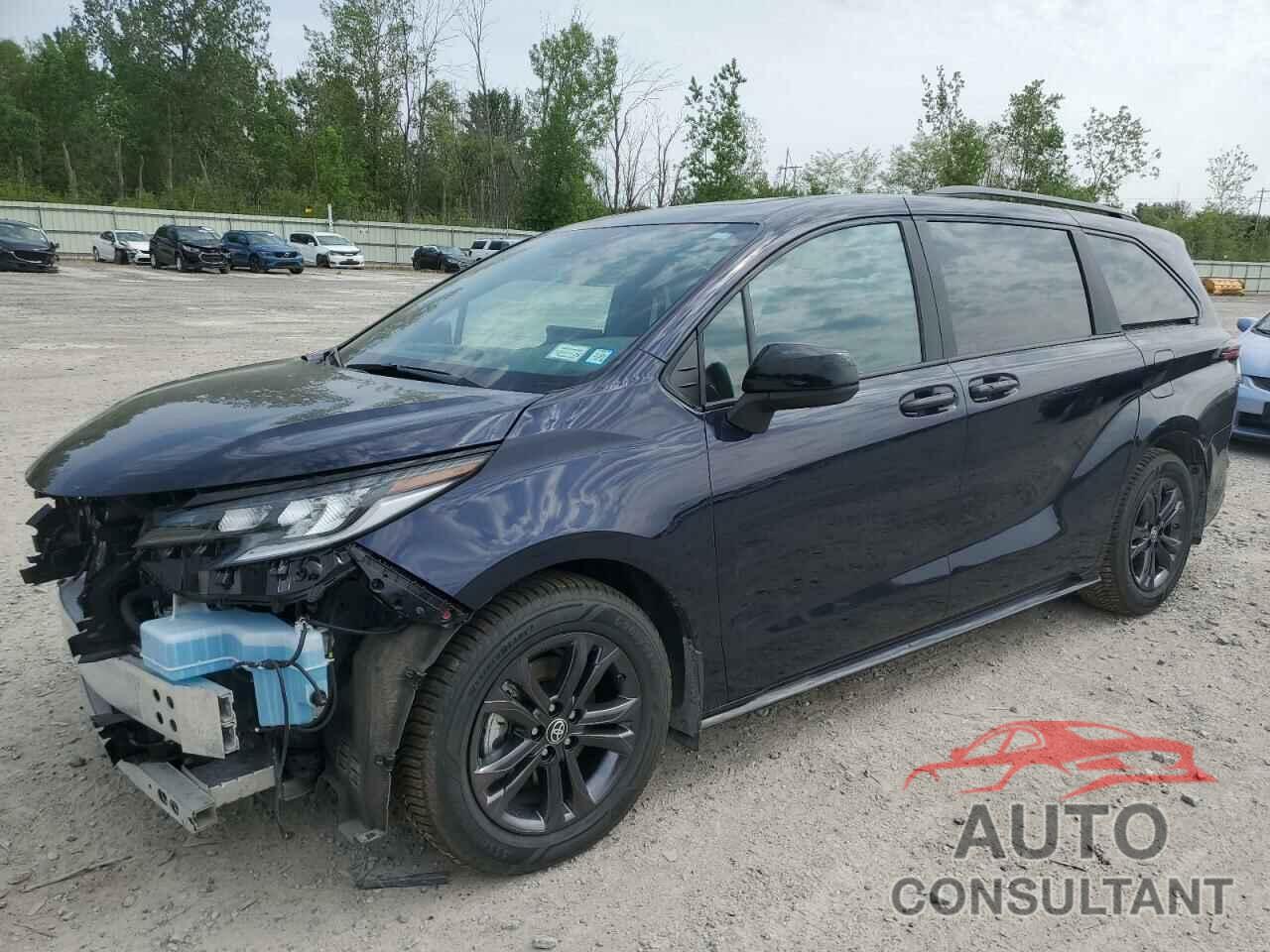 TOYOTA SIENNA 2025 - 5TDDSKFCXSS159536
