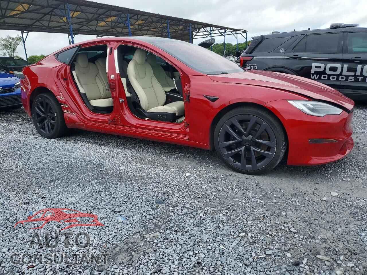 TESLA MODEL S 2022 - 5YJSA1E62NF472248
