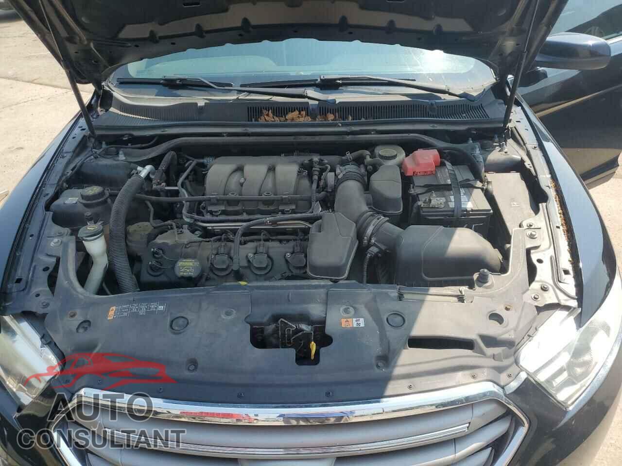 FORD TAURUS 2014 - 1FAHP2E82EG134604
