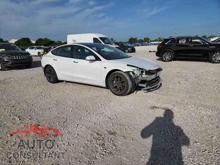 TESLA MODEL 3 2021 - 5YJ3E1EA2MF085078