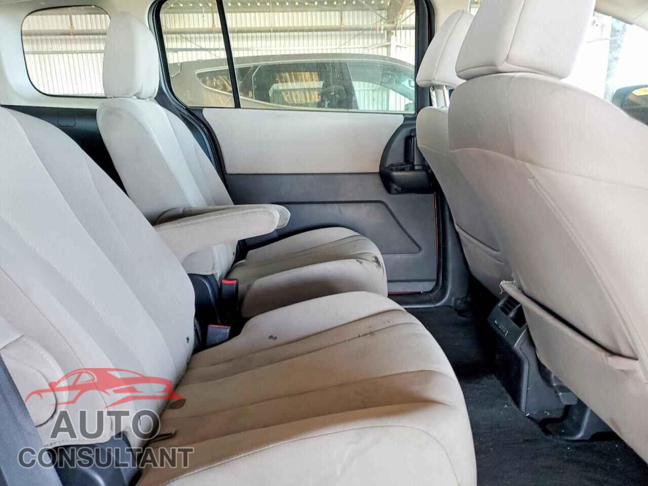 MAZDA 5 2013 - JM1CW2BL6D0159674