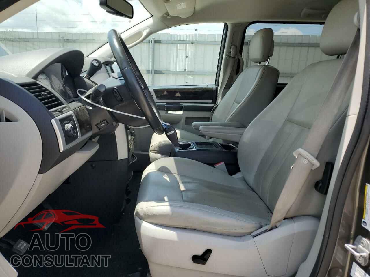 DODGE CARAVAN 2010 - 2D4RN5DX1AR290045