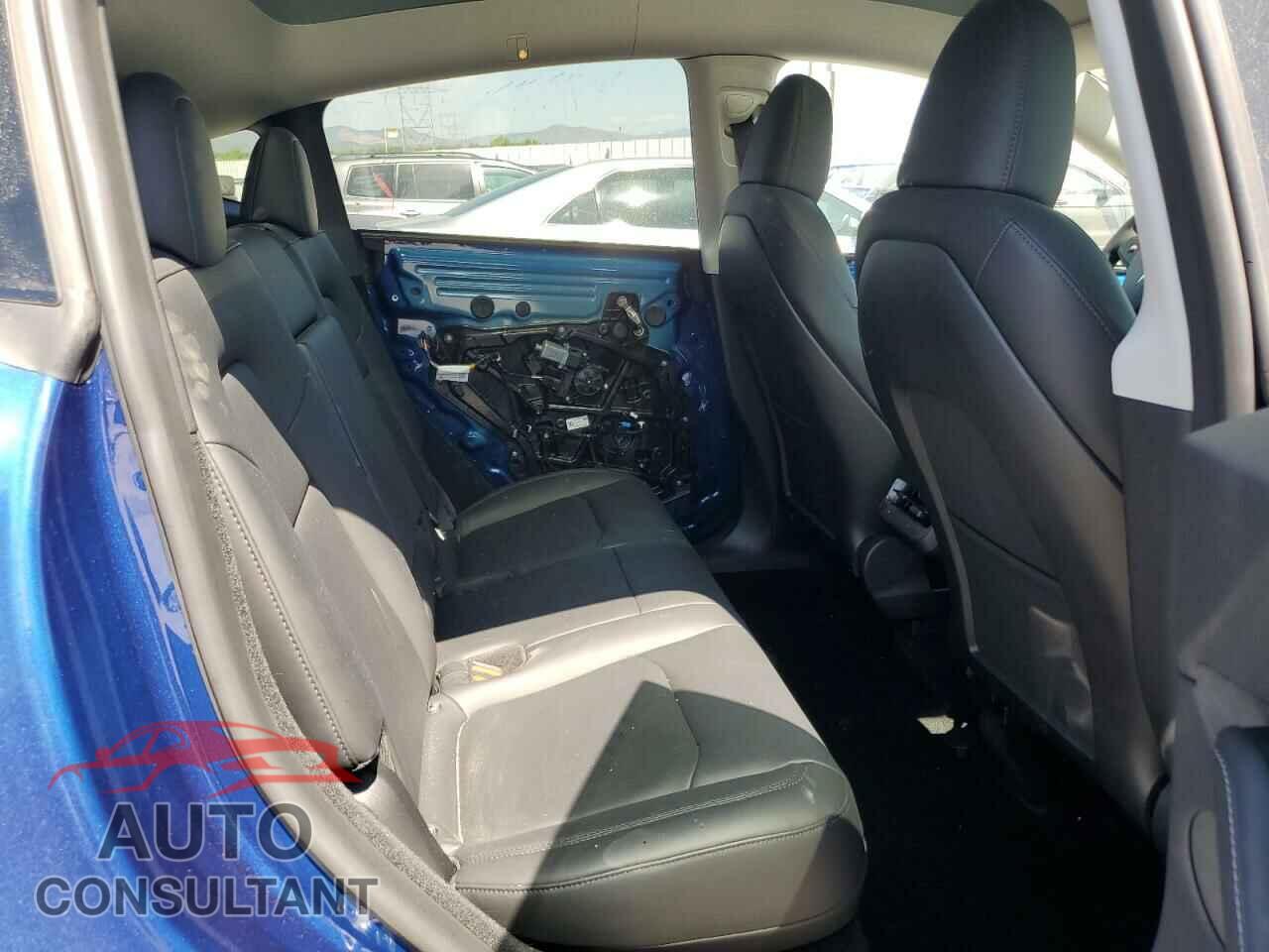 TESLA MODEL Y 2023 - 7SAYGDEE5PA202502