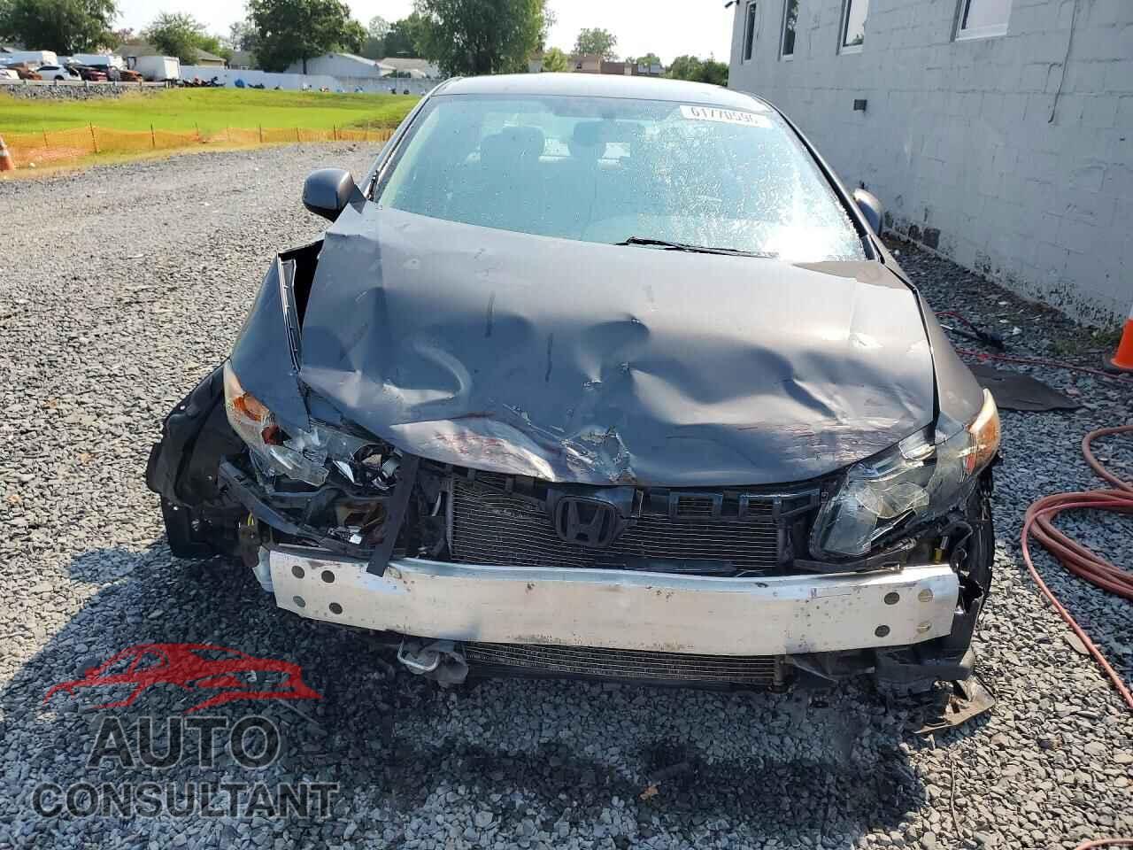 HONDA CIVIC 2012 - 2HGFB2F51CH609831