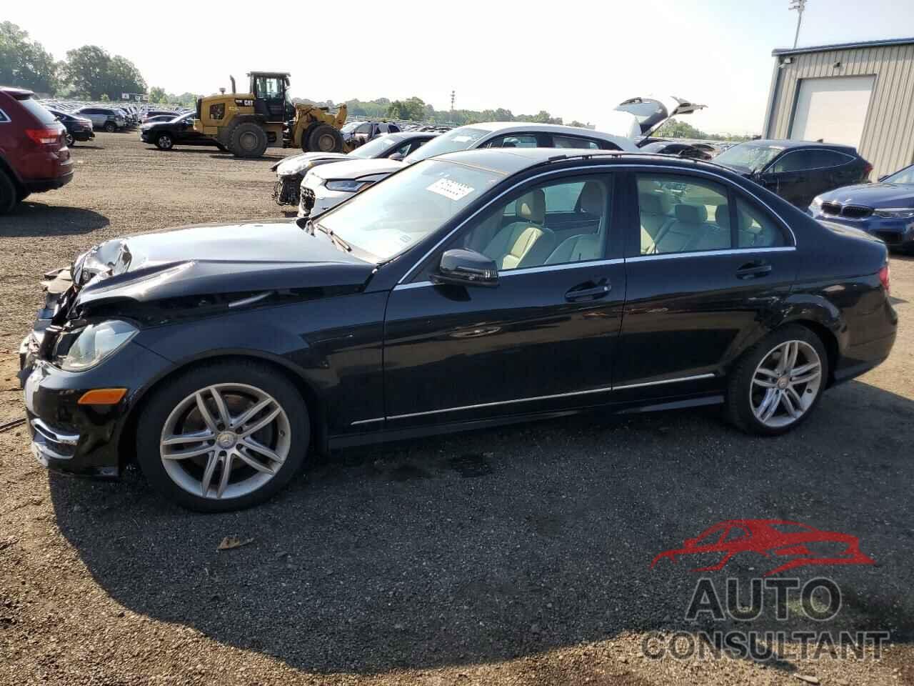 MERCEDES-BENZ C-CLASS 2013 - WDDGF8AB3DA876949
