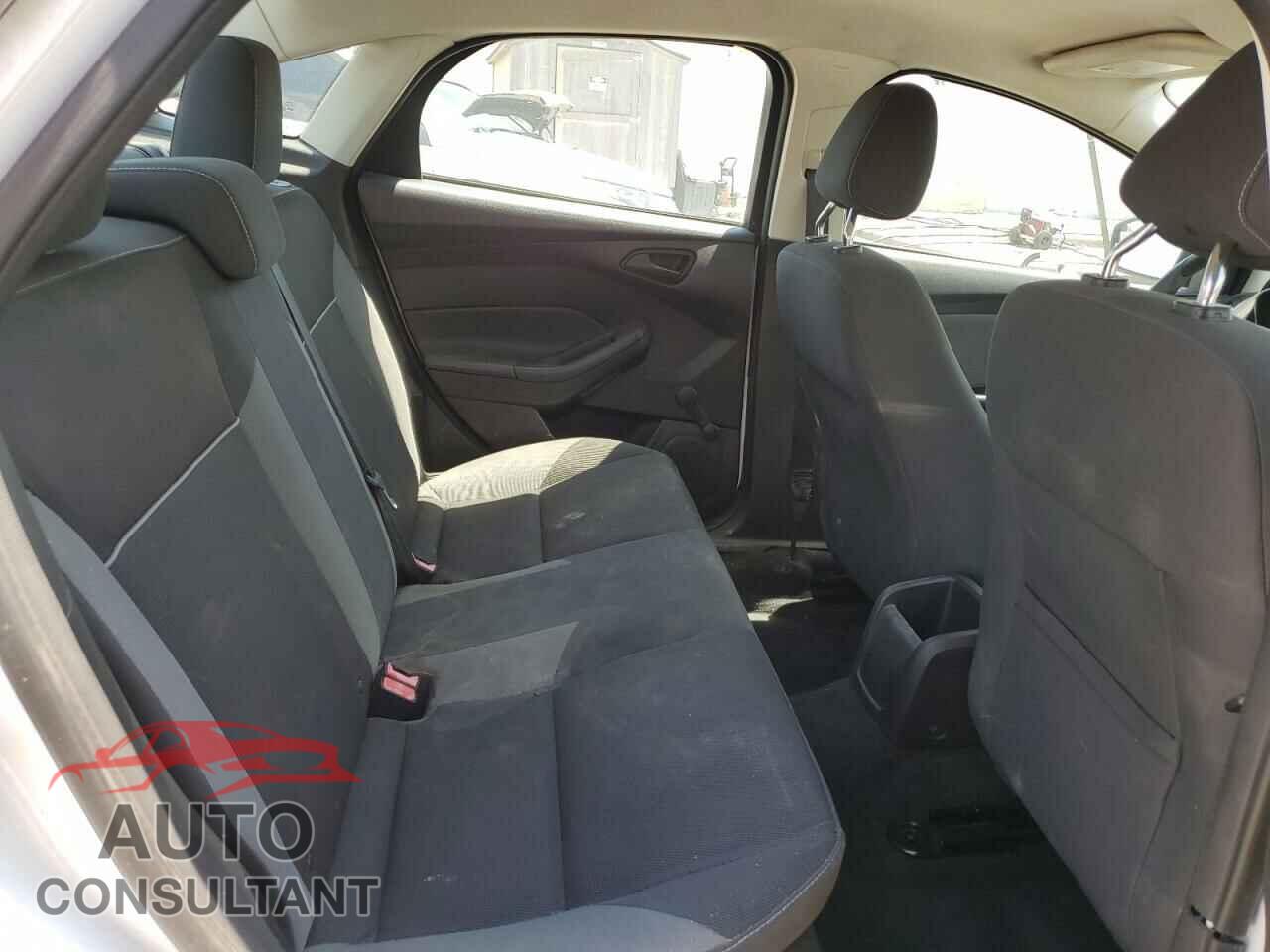 FORD FOCUS 2014 - 1FADP3E23EL160667