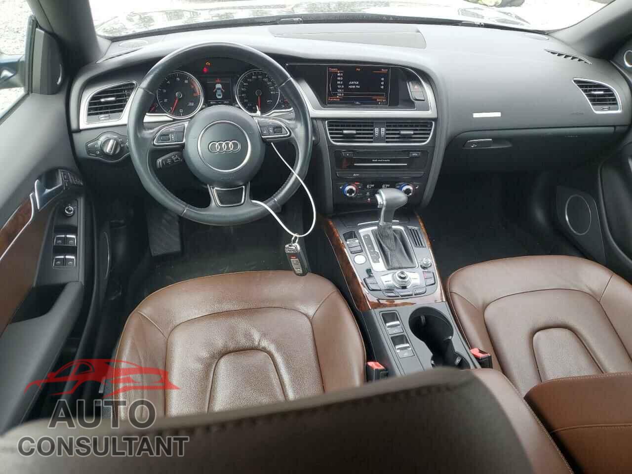 AUDI A5 2013 - WAULFAFH9DN003077