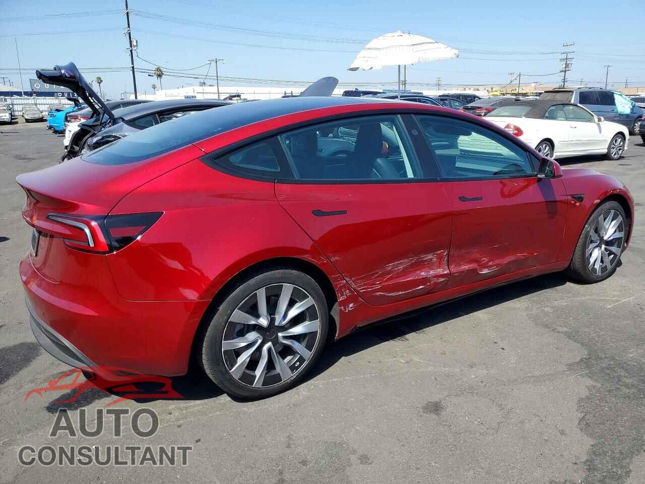 TESLA MODEL 3 2024 - 5YJ3E1EA5RF725095