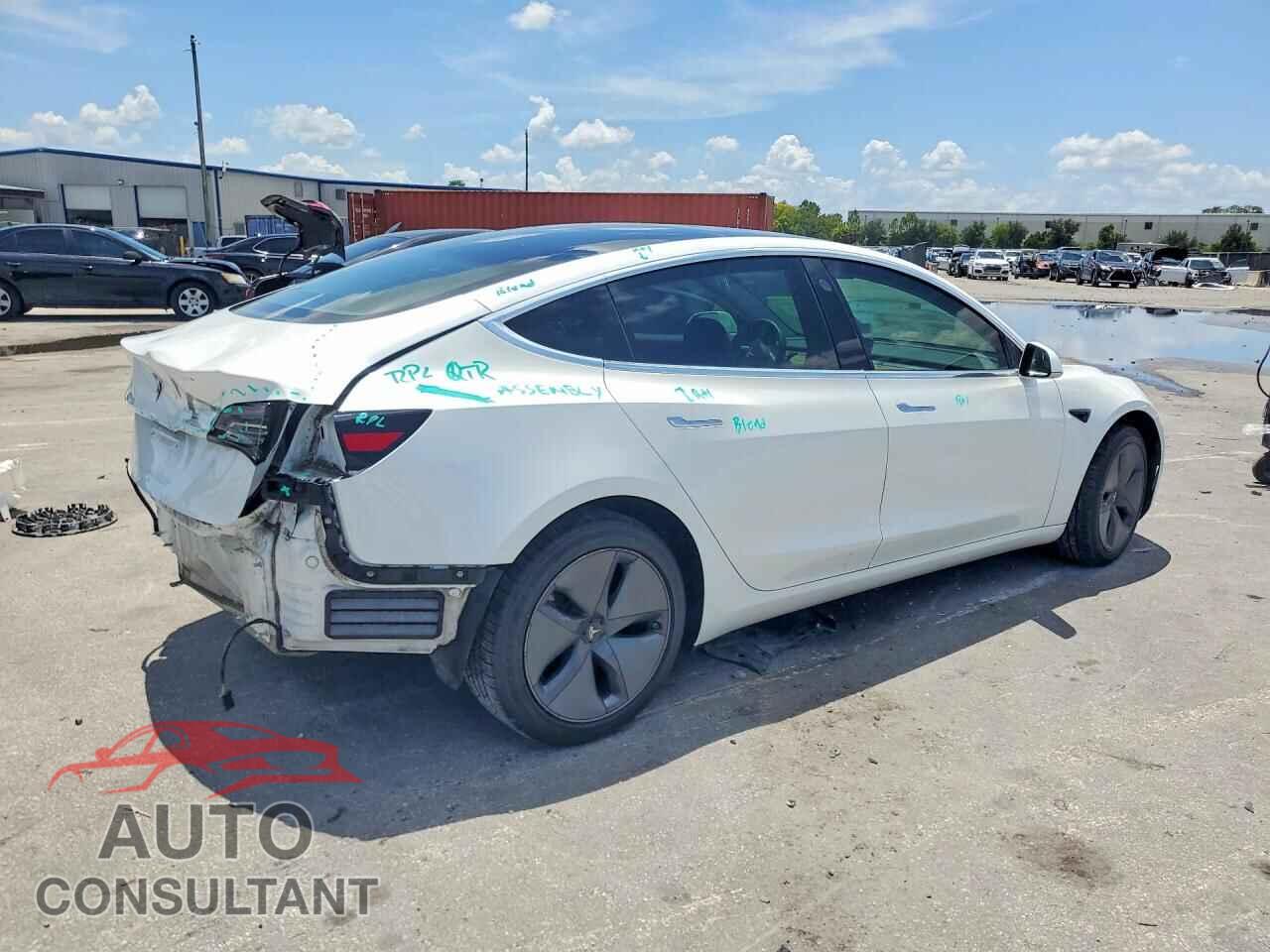 TESLA MODEL 3 2019 - 5YJ3E1EA5KF482412