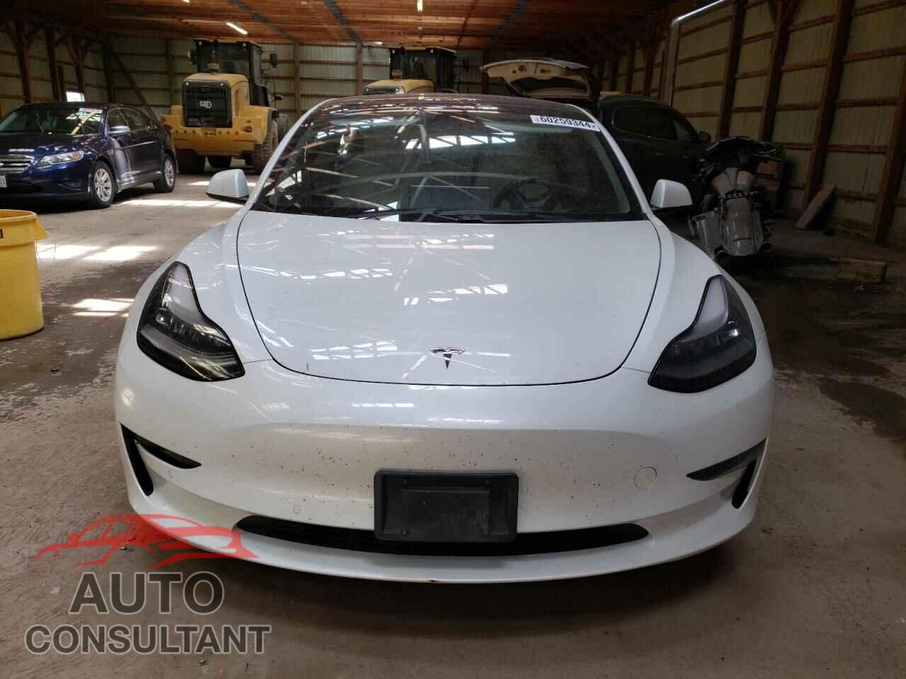 TESLA MODEL 3 2021 - 5YJ3E1EAXMF861859