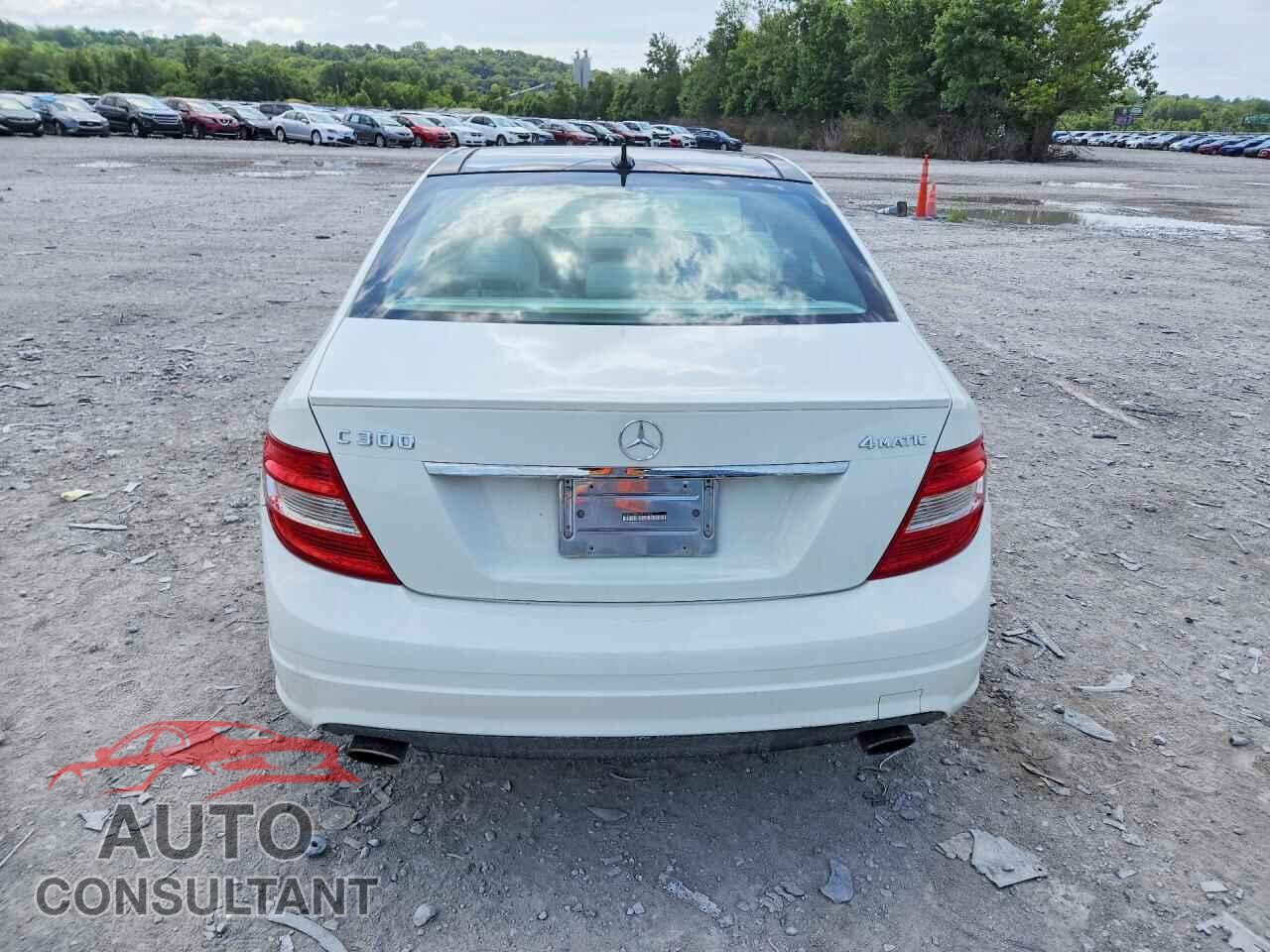 MERCEDES-BENZ C-CLASS 2011 - WDDGF8BB4BA505908