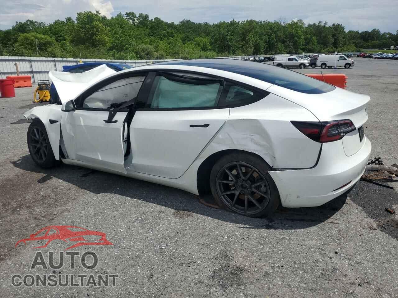 TESLA MODEL 3 2023 - 5YJ3E1EA7PF396624