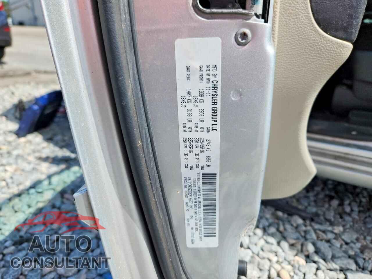 DODGE CARAVAN 2012 - 2C4RDGCG5CR195357