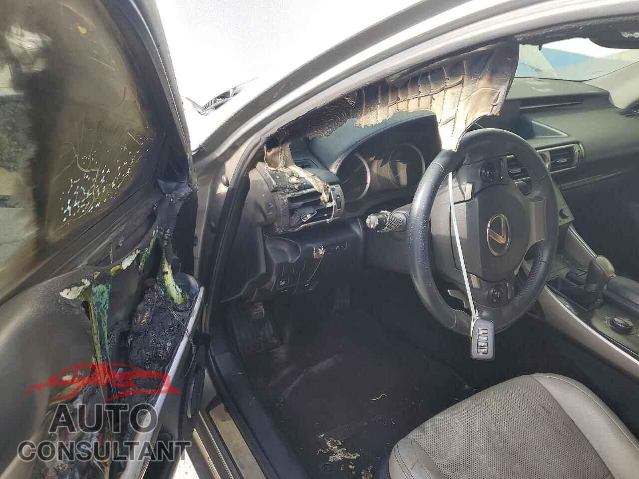 LEXUS IS 2014 - JTHBF1D27E5011160