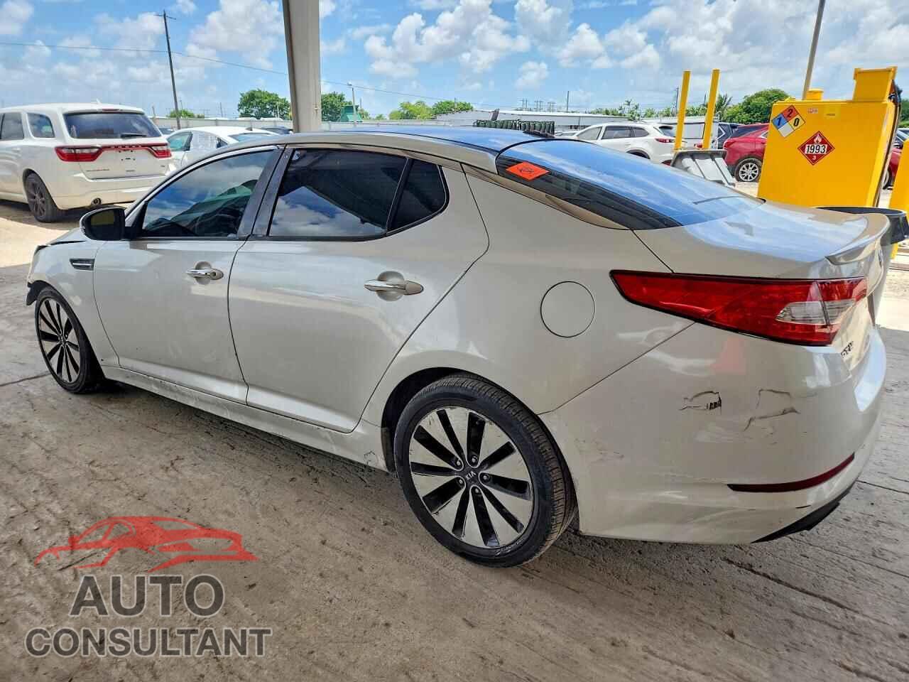 KIA OPTIMA 2012 - 5XXGR4A63CG058279