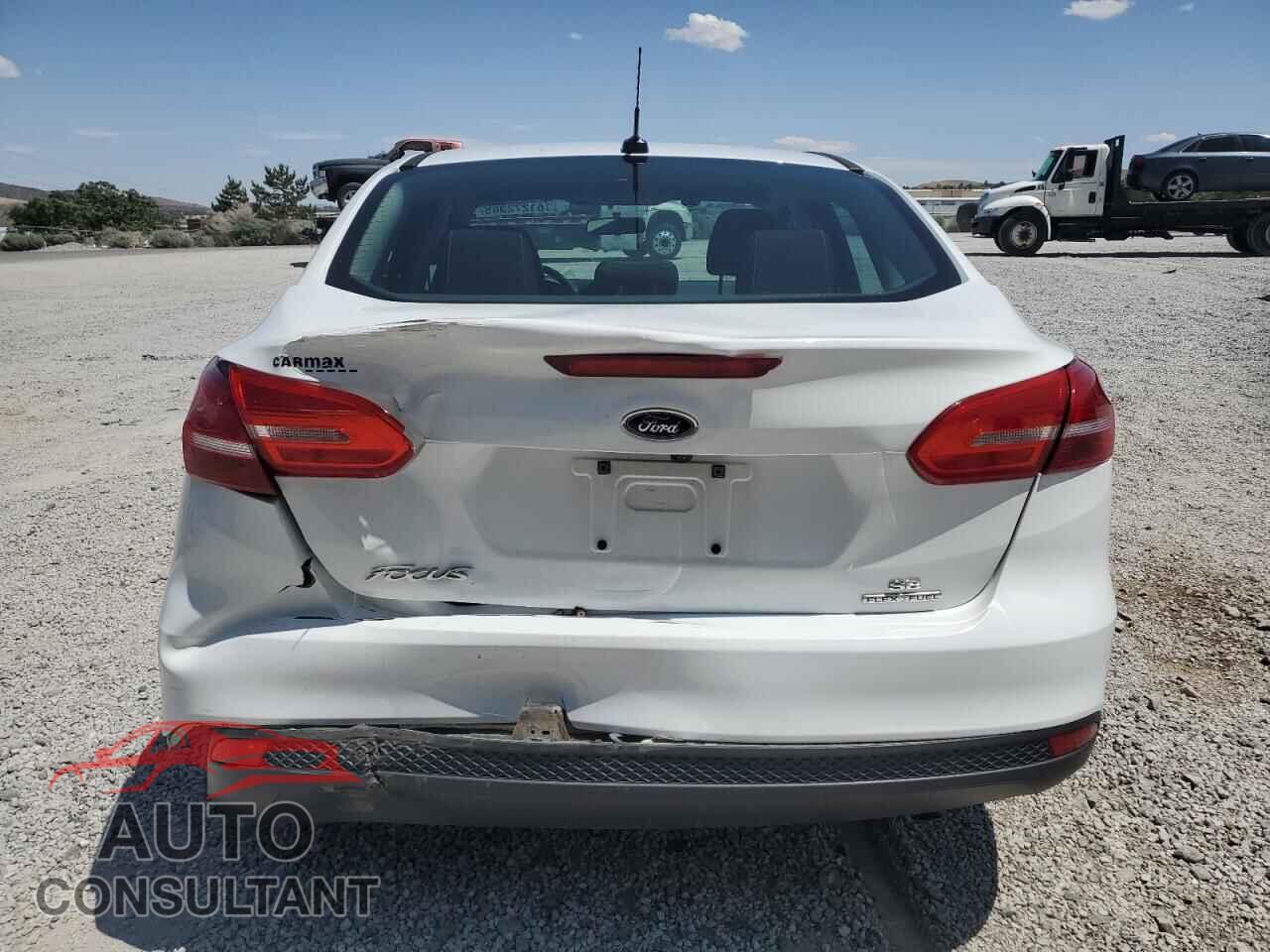 FORD FOCUS 2015 - 1FADP3F29FL357777