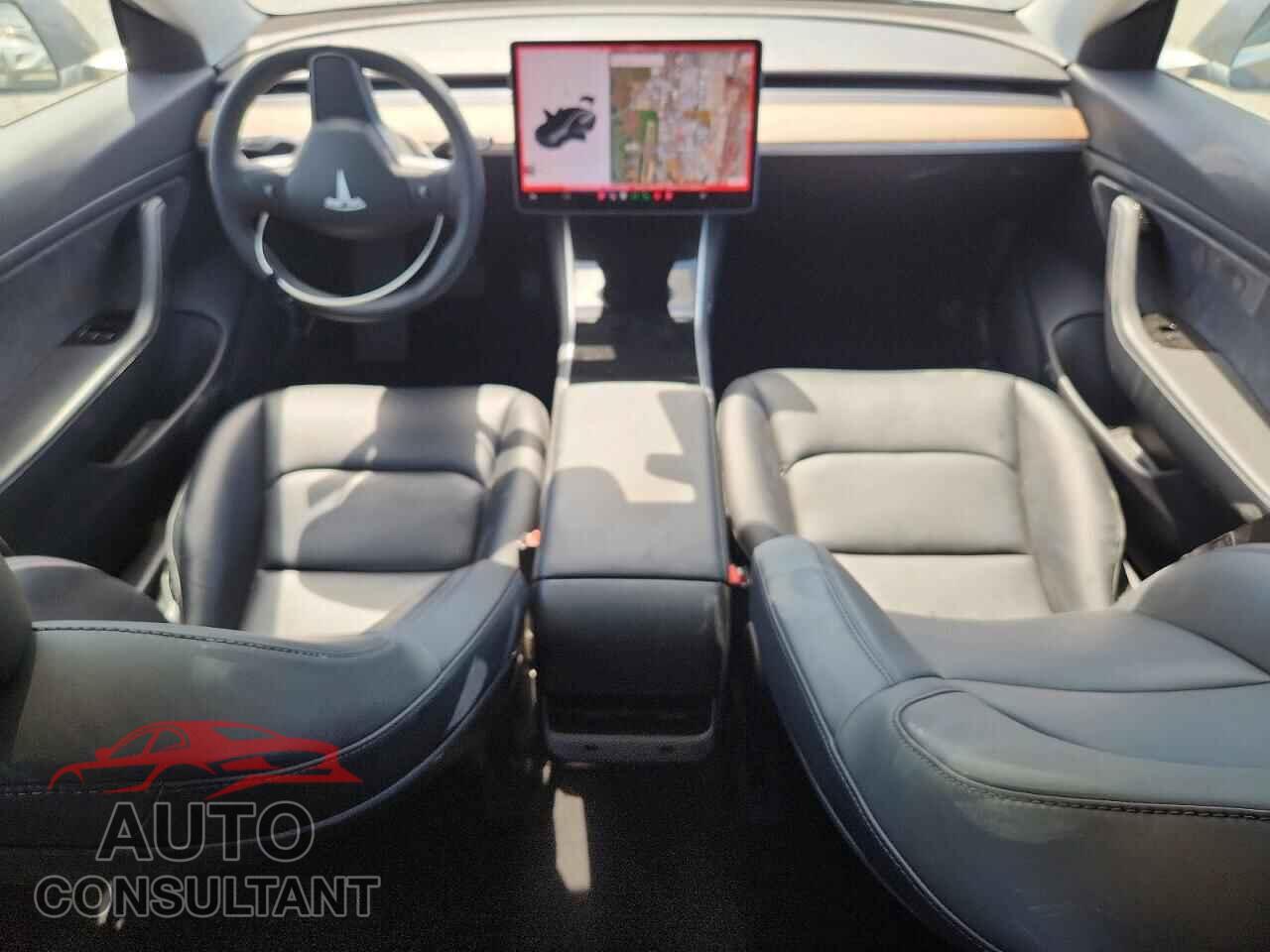 TESLA MODEL 3 2018 - 5YJ3E1EA0JF041883