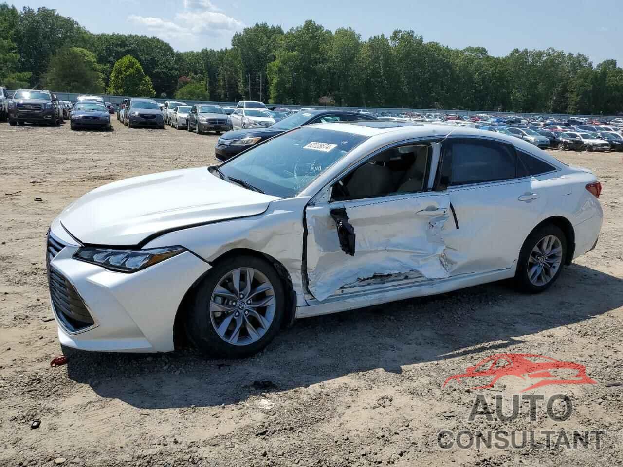 TOYOTA AVALON 2020 - 4T1AZ1FB6LU042903