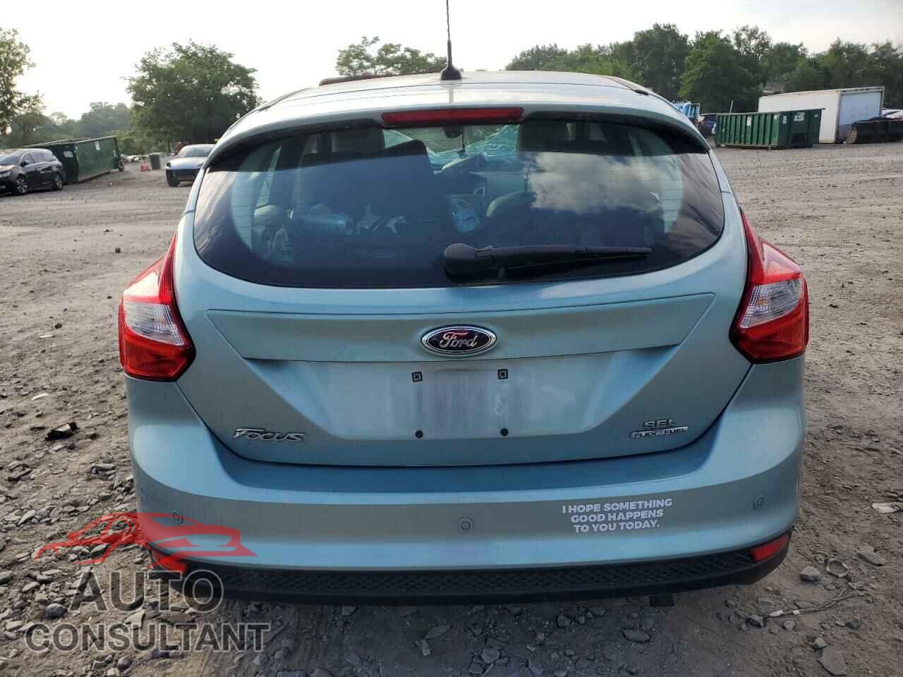 FORD FOCUS 2012 - 1FAHP3M26CL381387