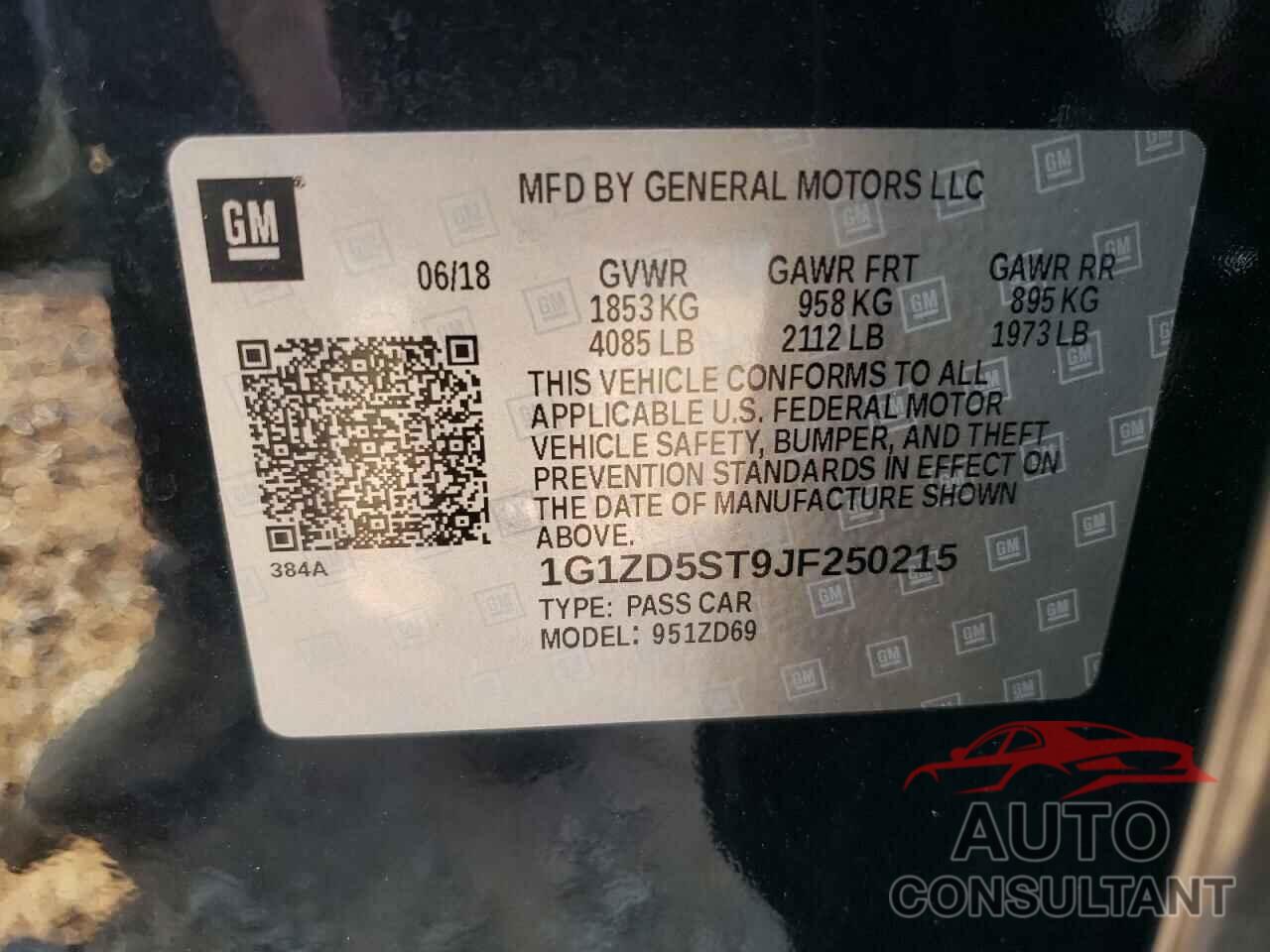 CHEVROLET MALIBU 2018 - 1G1ZD5ST9JF250215