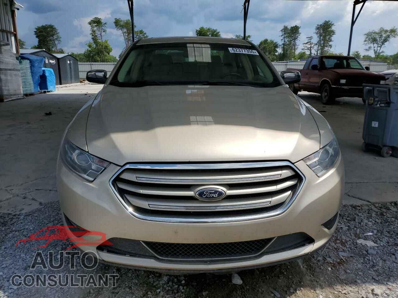 FORD TAURUS 2017 - 1FAHP2F81HG119353