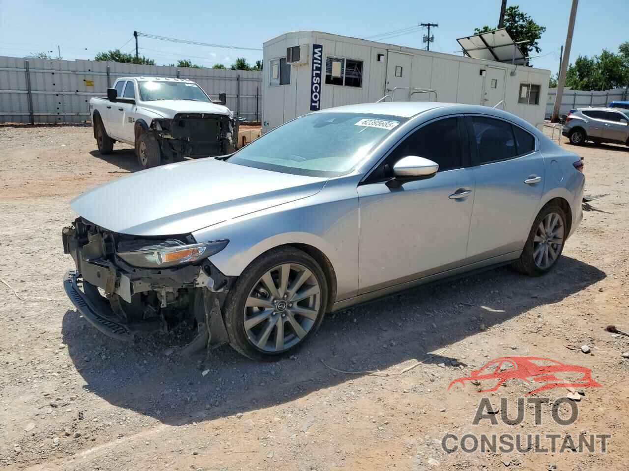 MAZDA 3 2019 - JM1BPACL9K1110896