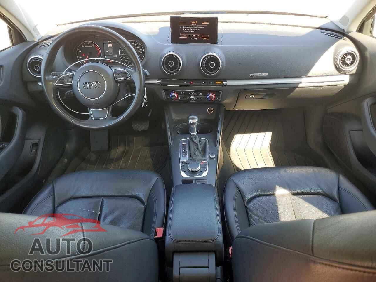 AUDI A3 2015 - WAUBFGFF8F1078568
