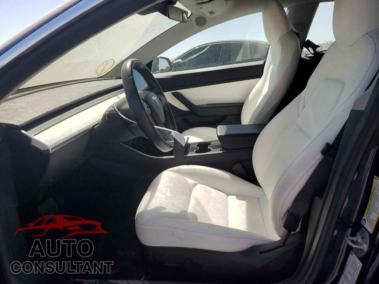 TESLA MODEL 3 2018 - 5YJ3E1EB3JF099754