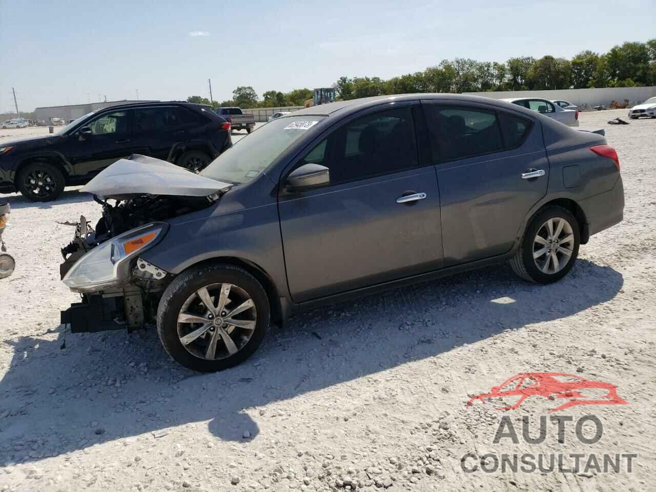 NISSAN VERSA 2017 - 3N1CN7AP8HL861883