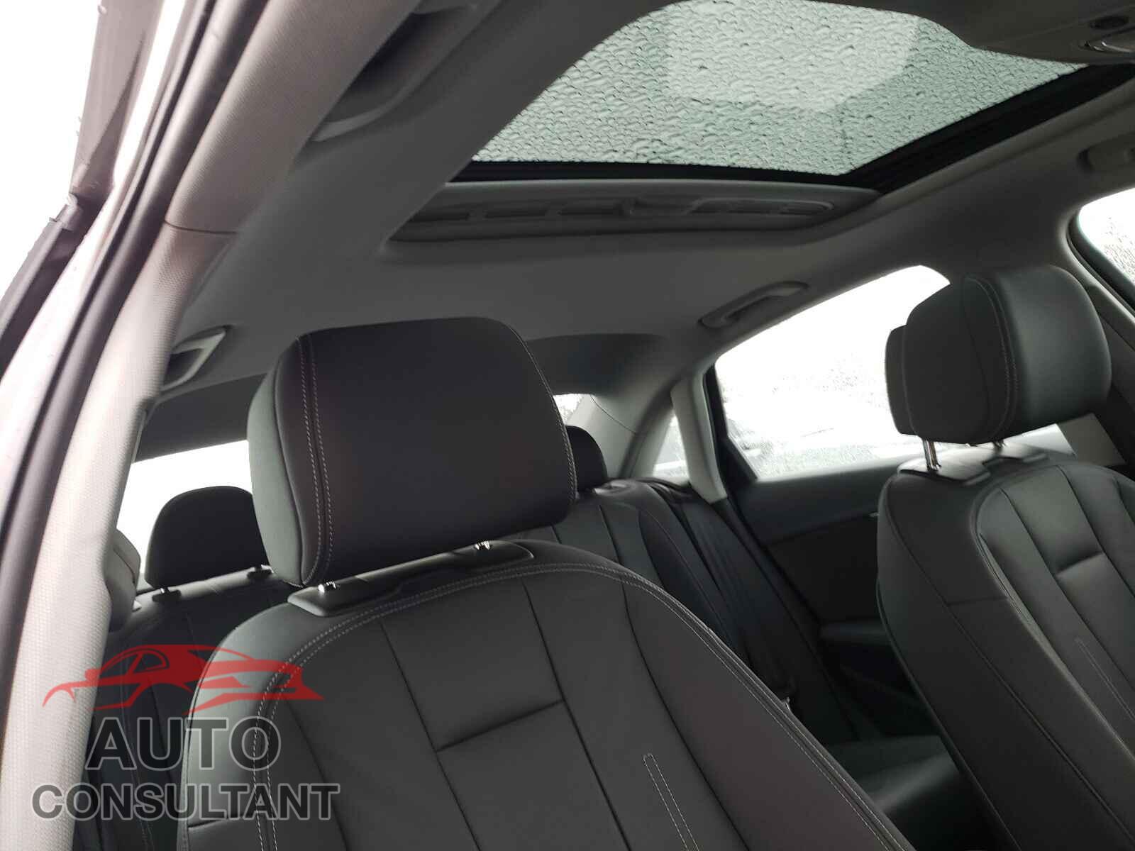 AUDI A4 2020 - WAUHMAF45LA039413