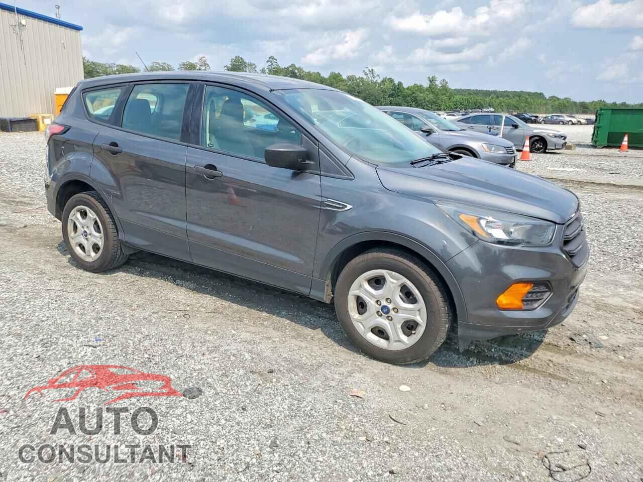 FORD ESCAPE 2018 - 1FMCU0F71JUD25879