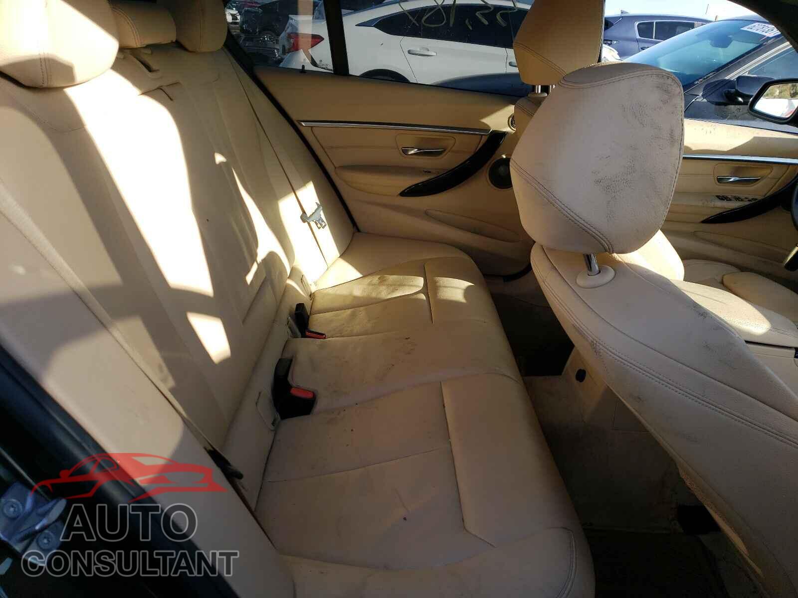 BMW 3 SERIES 2016 - WBA8E9G50GNU30213