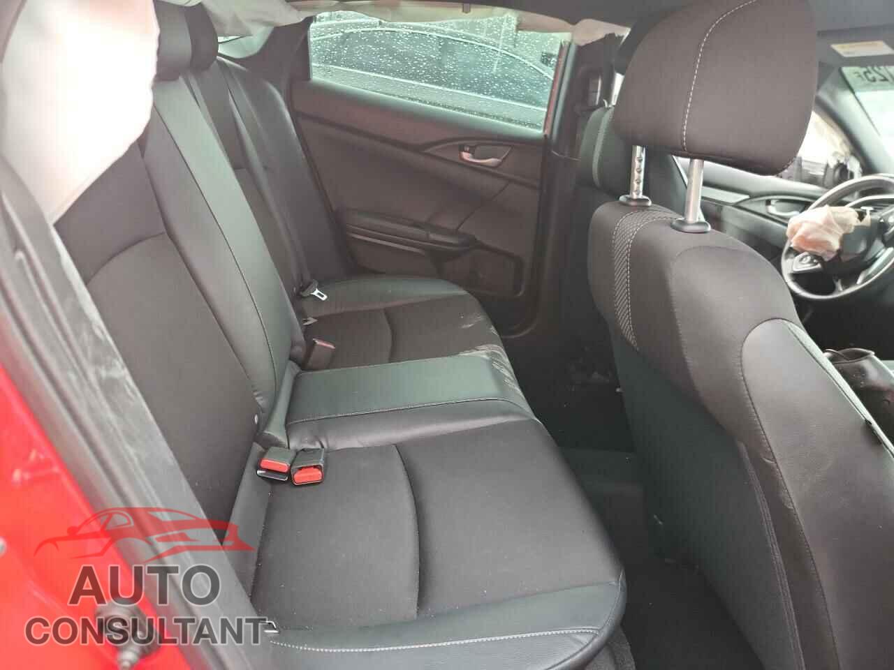 HONDA CIVIC 2019 - 2HGFC2F81KH568011