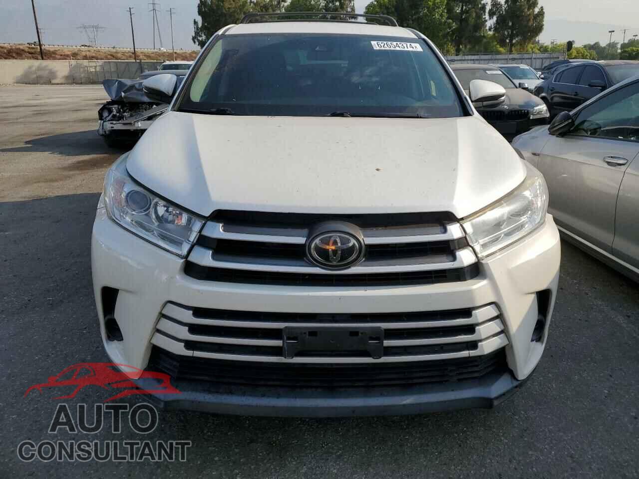 TOYOTA HIGHLANDER 2017 - 5TDZZRFH0HS200061