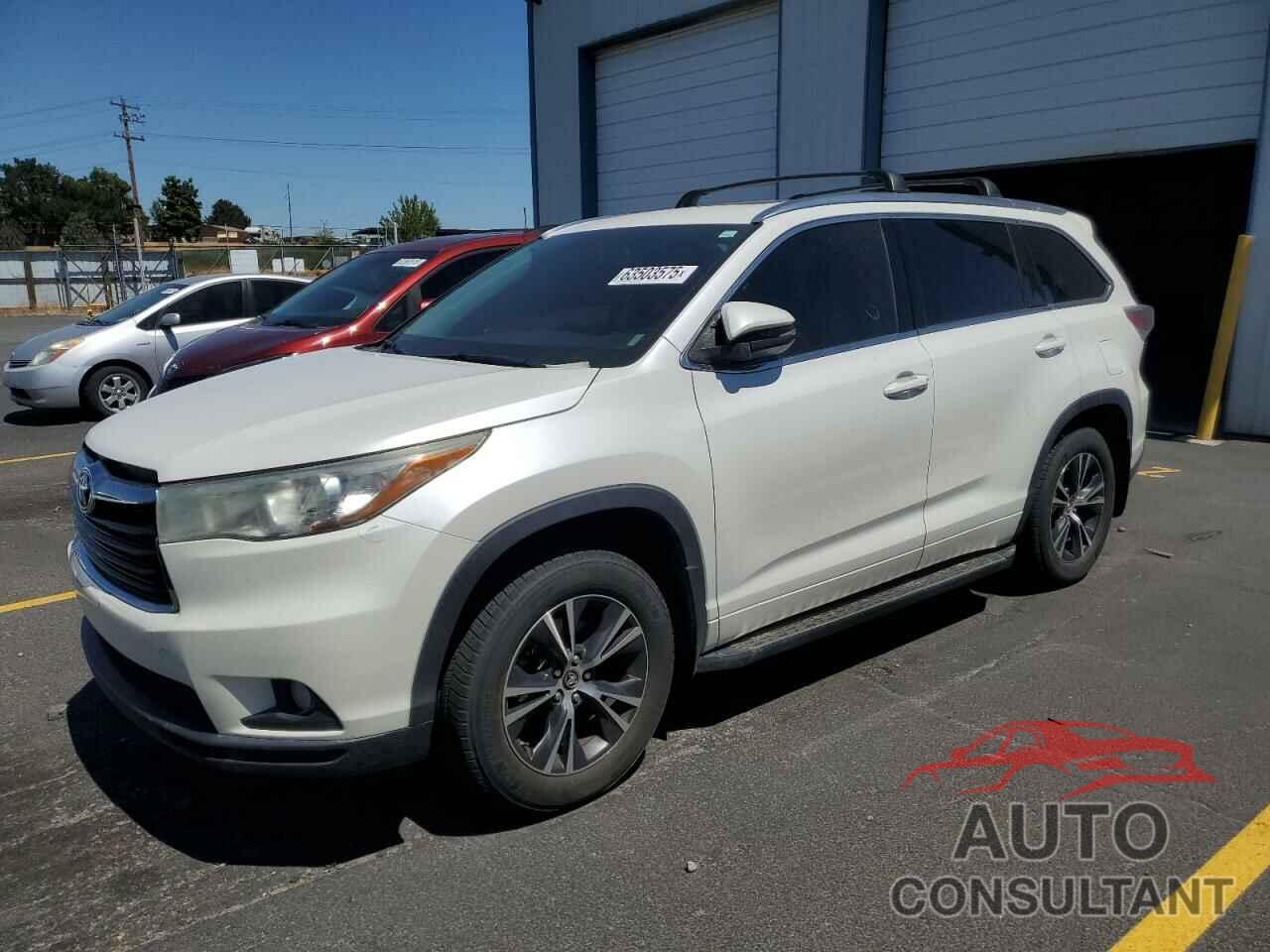 TOYOTA HIGHLANDER 2016 - 5TDJKRFH4GS246928