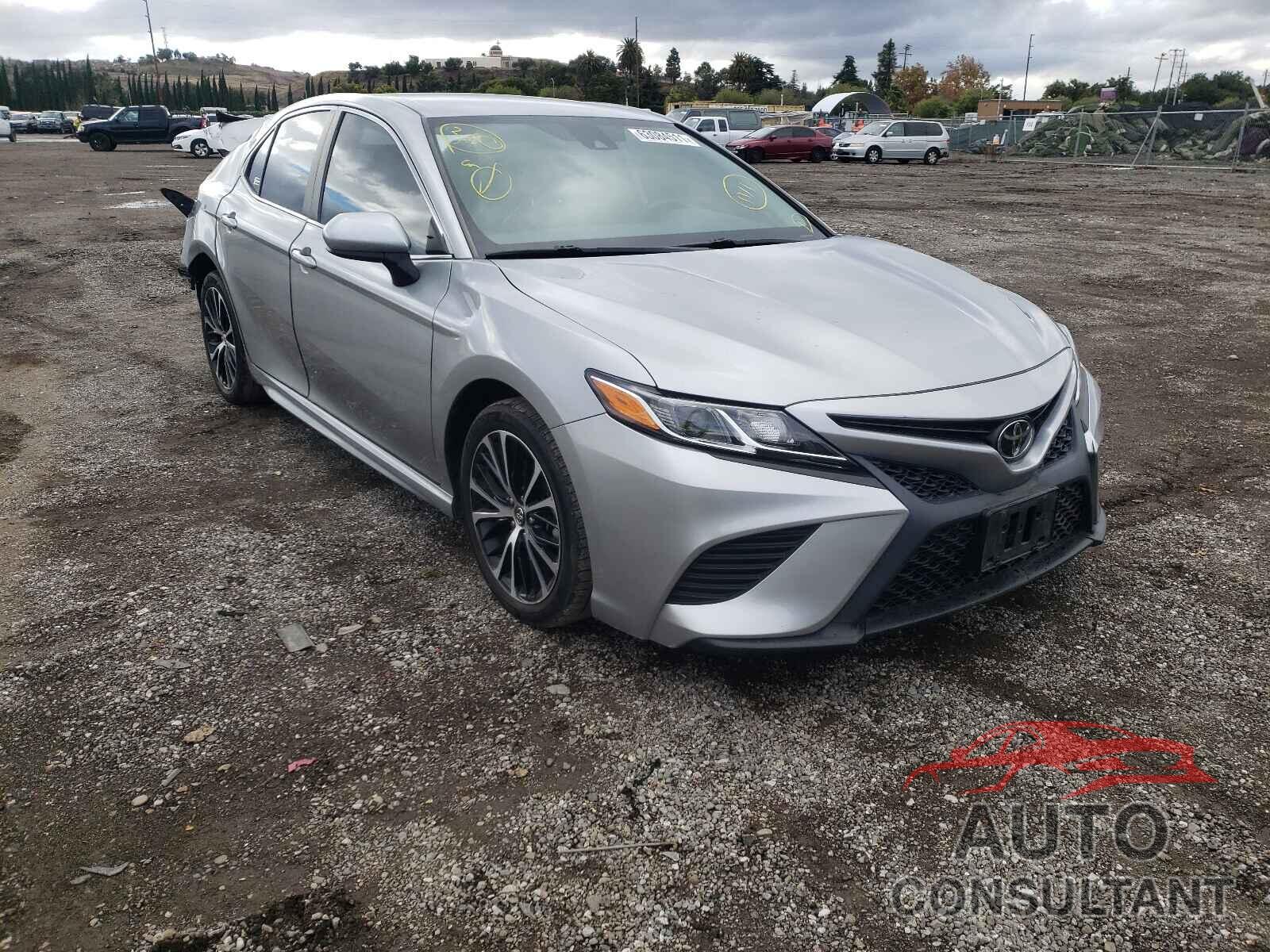 TOYOTA CAMRY 2019 - 4T1B11HK8KU701586