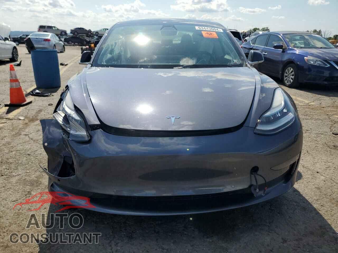 TESLA MODEL 3 2019 - 5YJ3E1EA2KF311147