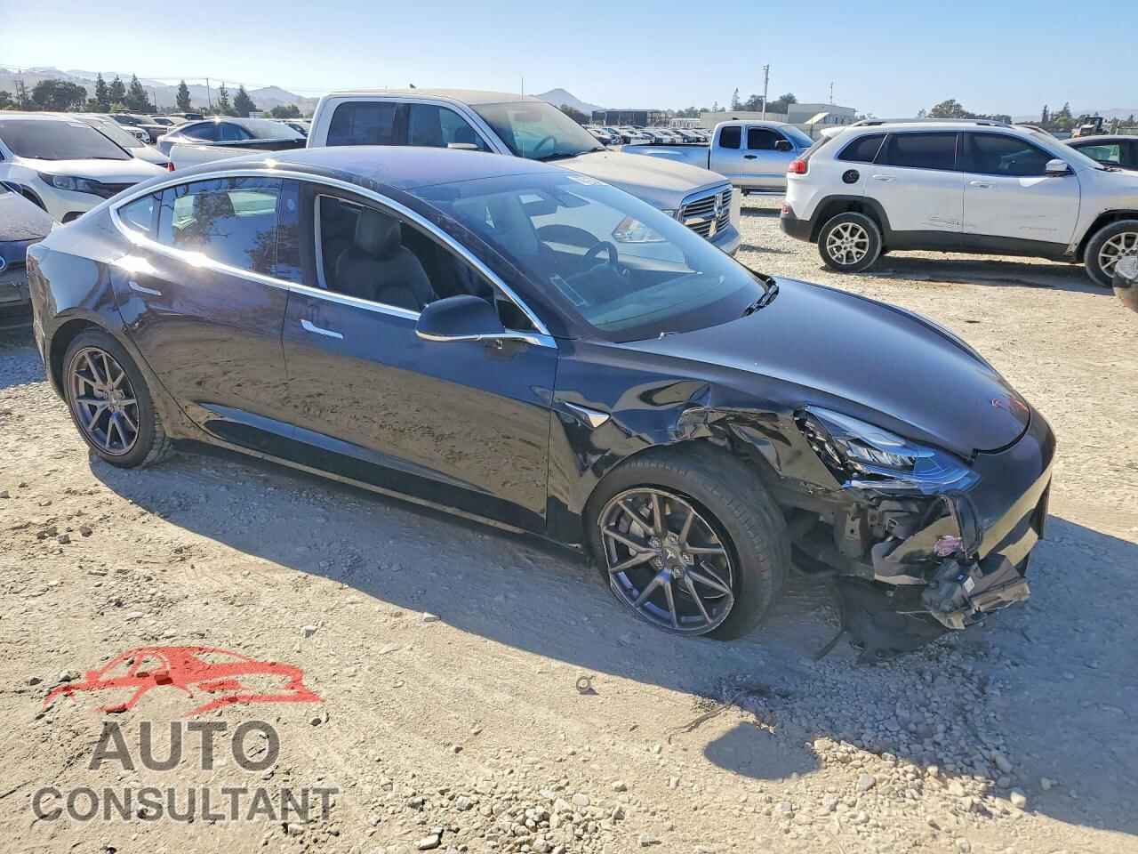 TESLA MODEL 3 2018 - 5YJ3E1EB6JF144184