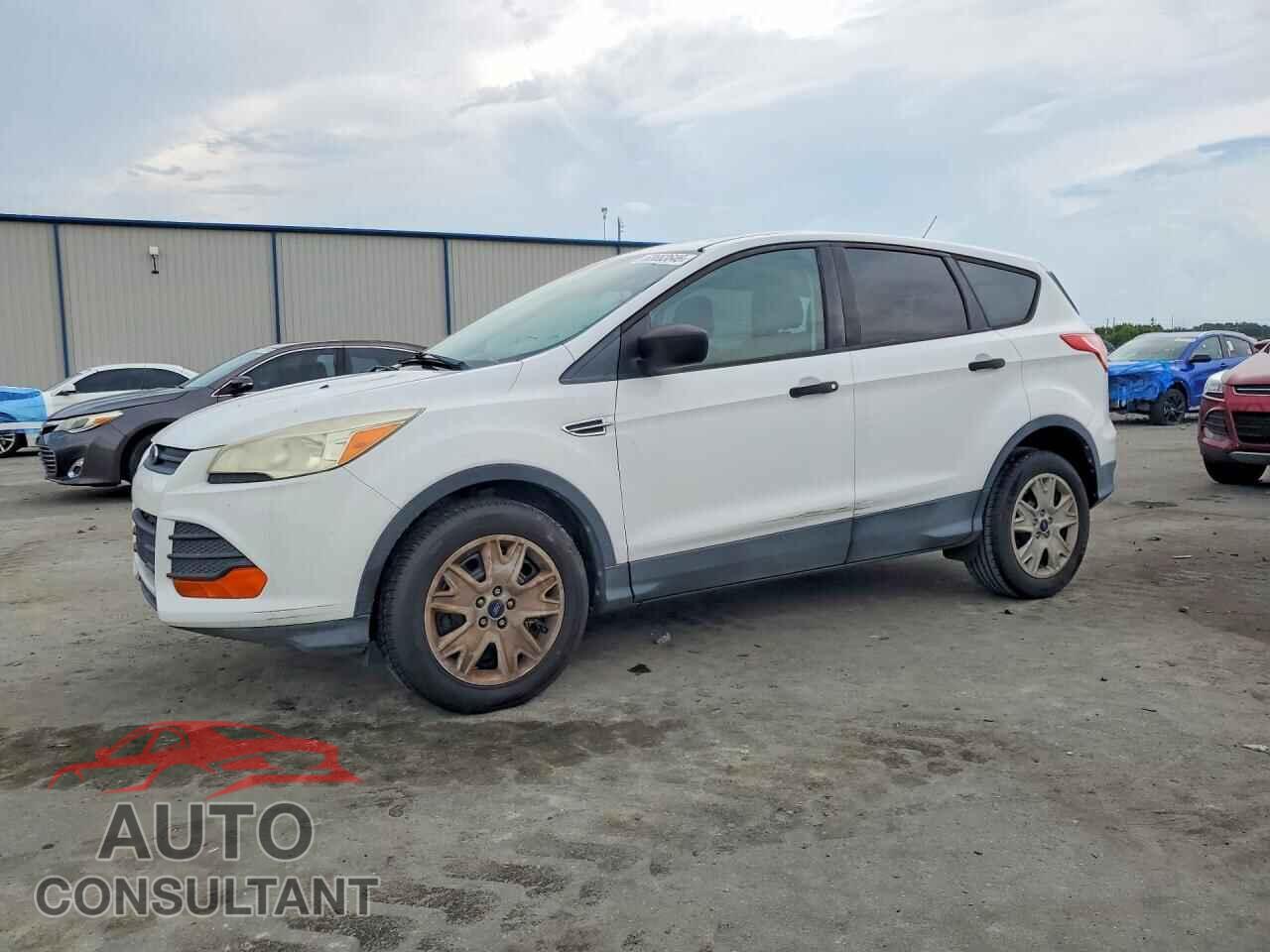 FORD ESCAPE 2013 - 1FMCU0F76DUD82227